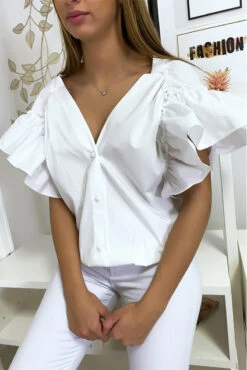 Blouse Chemise Blanche Boutonnés à L'avant Avec Volant Aux Manches Et Fronce Aux épaules -Default Template 5 blouse chemise blanche boutonnes a l avant avec volant aux manches et fronce aux epaules 1