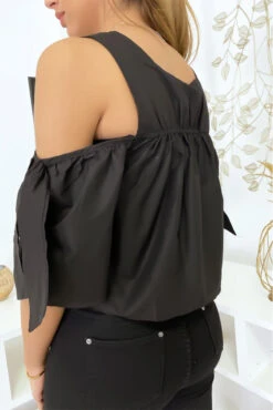 Blouse Crop Top Noir Avec Noeuds -Default Template 5 blouse crop top noir avec noeuds 4