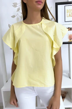 Blouse Jaune à Volant Avec Trois Boutons à L'épaules -Default Template 5 blouse jaune a volant avec trois boutons a l epaules 5