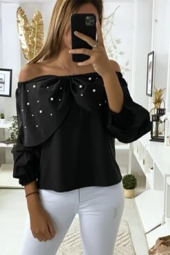 Blouse Noir Avec Papillons Ornée De Strass à L'avant -Default Template 5 blouse noir avec papillons ornee de strass a l avant 2