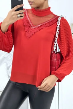 Blouse Rouge Avec Dentelle Et Manches Plissé -Default Template 5 blouse rouge avec dentelle et manches plisse 2