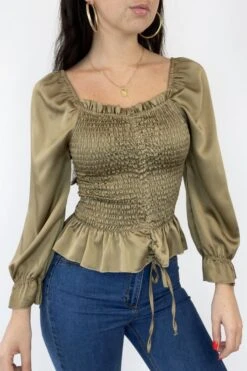 Blouse Satiné En Camel Froncé Avec Noeud Ajustable -Default Template 5 blouse satine en camel fronce avec noeud ajustable 1