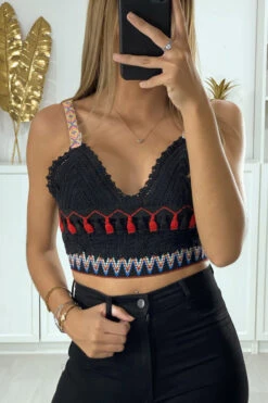 Brassière En Crochet Avec Motif Aztèque Et Pompon -Default Template 5 brassiere en crochet avec motif azteque et pompon 4