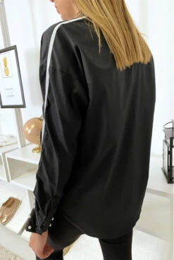 Chemise Noir Avec Bande Blanche Sur Les Bras Et Perles Aux Manches -Default Template 5 chemise noir avec bande blanche sur les bras et perles aux manches 3