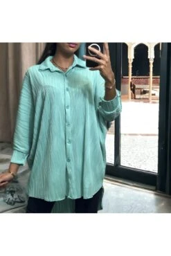 Chemise Over Size Vert D'eau Avec Sublime Matière -Default Template 5 chemise over size vert d eau avec sublime matiere 2