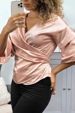 Chemisier En Cache Coeur Satiné Rose à Manche Bouffantes -Default Template 5 chemisier en cache coeur satine rose a manche bouffantes 5