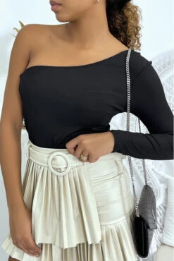 Crop-top Noir Pas Chère -Default Template 5 cop top noir a une manche 6