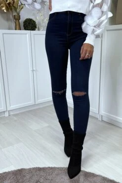 Jean Slim Bleu Brut Lacéré Aux Genoux -Default Template 5 jean slim bleu brut lacere aux genoux 3