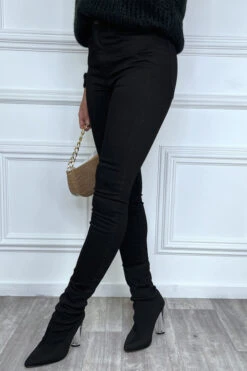 Jean Slim Noir Taille Haute Avec Poches -Default Template 5 jean slim noir taille haute avec poches 3