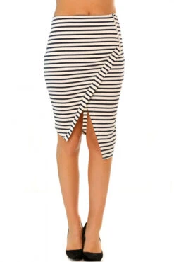 Jupe Porte Feuille Blanc Et Noir Très Fashion. Mode Femme Pas Cher A2513