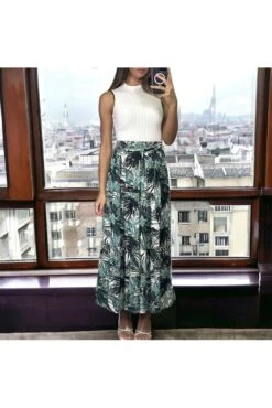 Longue Jupe évasé Blanc Et Noir Motif Feuille -Default Template 5 longue jupe evase blanc et noir motif feuille 2