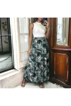 Longue Jupe évasé Blanc Et Noir Motif Feuille -Default Template 5 longue jupe evase blanc et noir motif feuille 3