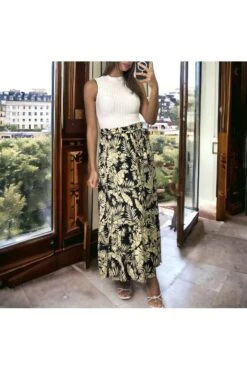 Longue Jupe Noir évasé Motif Feuilles -Default Template 5 longue jupe noir evase motif feuilles 1