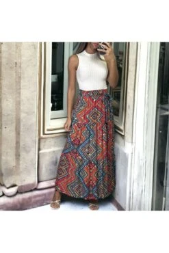 Longue Jupe Rouge évasé Avec Joli Motif -Default Template 5 longue jupe rouge evase avec joli motif 2