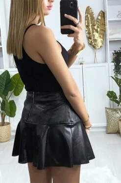 Mini Jupe Patineuse Noir évasé En Simili Avec Fermeture Au Dos -Default Template 5 mini jupe patineuse noir evase en simili avec fermeture au dos 3