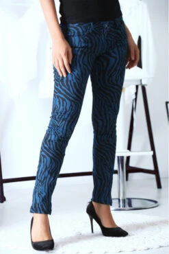 Pantalon Jeans Bleu Extensible Avec Poche Et Motif Noir S1317D -Default Template 5 pantalon jeans bleu extensible avec poche et motif noir s1317d 4