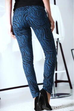 Pantalon Jeans Bleu Extensible Avec Poche Et Motif Noir S1317D -Default Template 5 pantalon jeans bleu extensible avec poche et motif noir s1317d 6