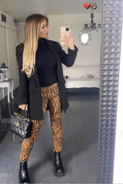 Pantalon Jeans Camel Extensible Avec Poche Et Motif Noir - S1317F