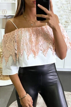 Top Rose Col Bateau à Doublure Crochet Et Matière Ample Effet Chemise.